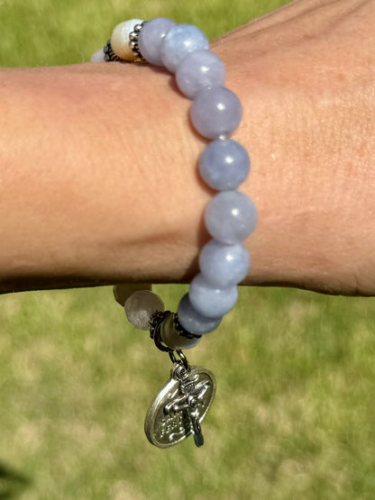 Handmade fertility prayer bracelet. Stretch bracelet in rose quartz, dyed blue quartz & freshwater pearls with St. Gerard / gift / pregnancy